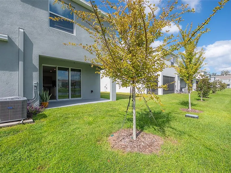 16701 Maude Dr — Photo 23