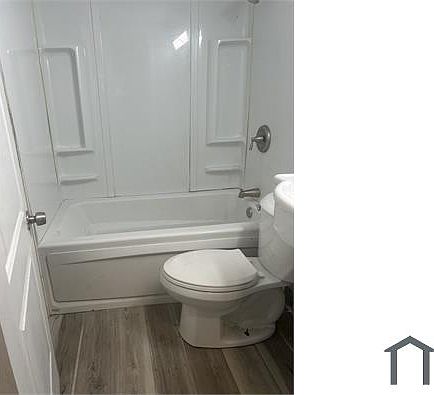 2nd image of 4077 E 66th St #2