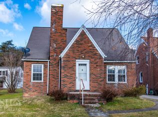 208 Woodward Ave, Lock Haven, PA 17745