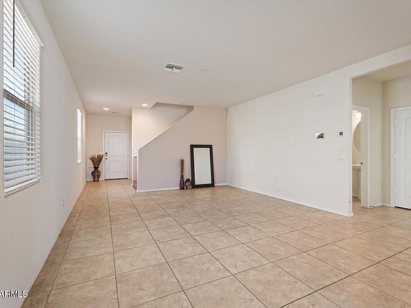 5th image of 37607 W Capri Avenue