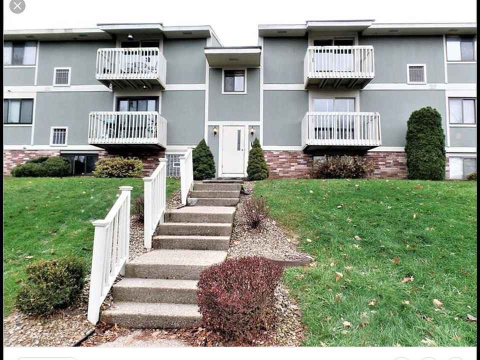 2nd image of 2463 Brook Ledge Rd APT 11B