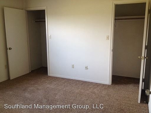 2nd image of 2817 Laura Ln #A
