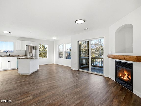 5th image of 1716 W Fox Bay Dr Unit H204