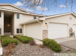 6261 Magda Dr N, Maple Grove, MN 55369