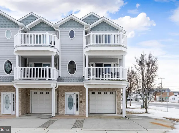 400 E 3rd Ave #D, North Wildwood, NJ 08260