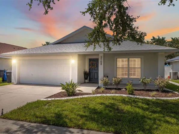 2108 Delightful Dr, Ruskin, FL 33570