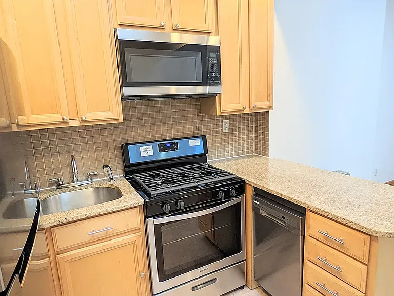 51 E Houston St #4 — Photo 10