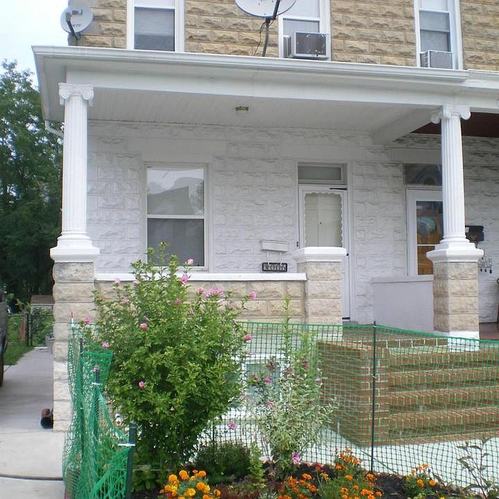 Exterior (Front)