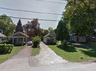 1124 Ridgeway Ave, Aurora, IL 60506