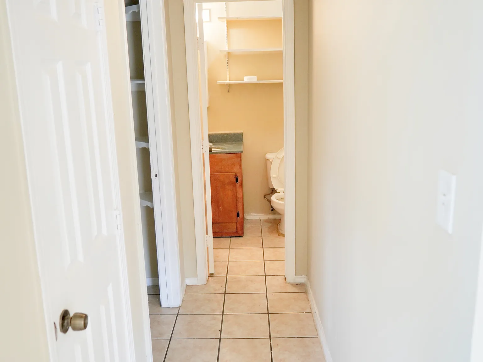 4 bed, 1414 sqft, $1,550 — Photo 4