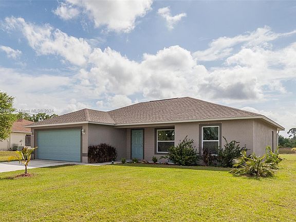 2nd image of 3035 E Briarwood Cir