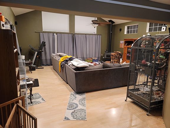 5th image of 9560 Emerald Dr SE