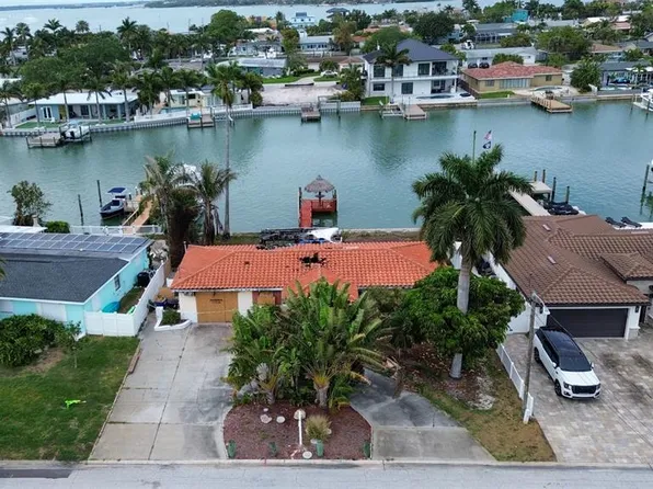 7981 2nd Ave S, Saint Petersburg, FL 33707