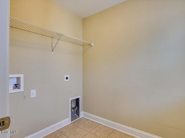 455A Kirkwood Dr — Photo 33
