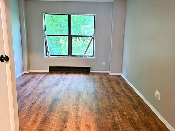 5th image of 95 Buffalo St APT 5