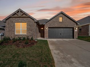 3523 Helena St, Gainesville, TX 76240