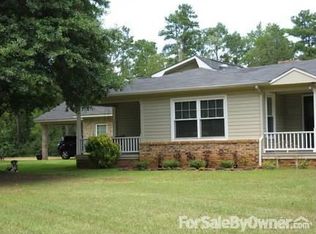 2202 County Road 3206 W, Mt Enterprise, TX 75681