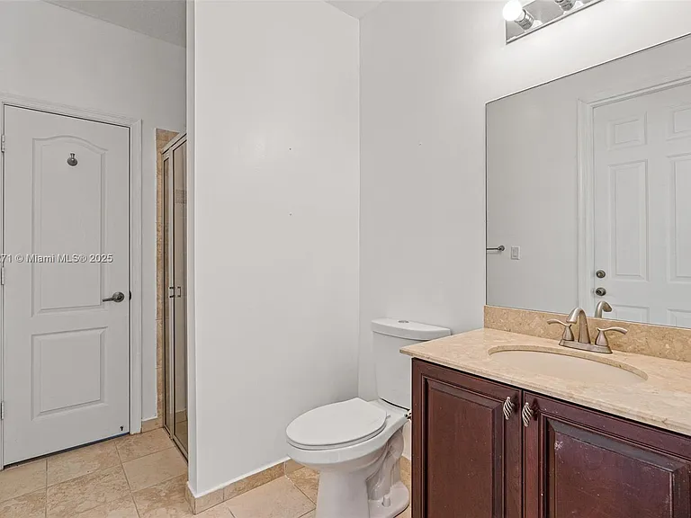 20530 NW 12th Ct — Photo 13