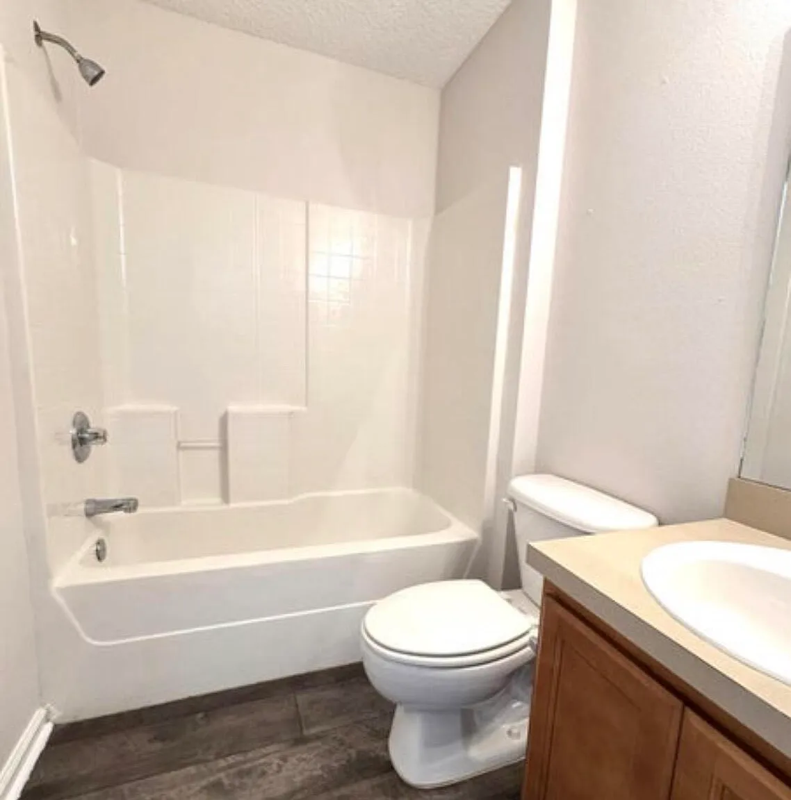 2 bed, 2.5 bath, 1334 sqft, $1,495 — Photo 1
