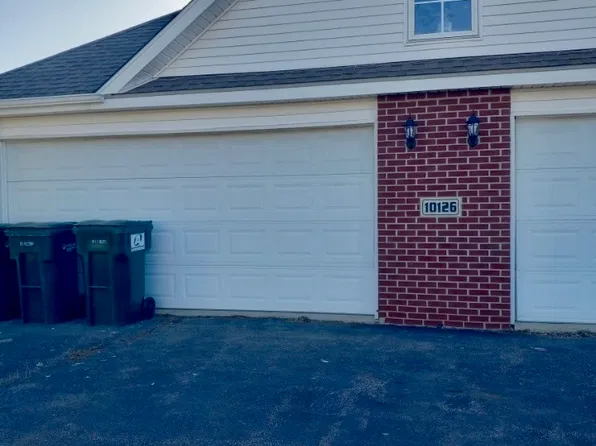 10126 Clearwing Ln Unit 2, Roscoe, IL 61073