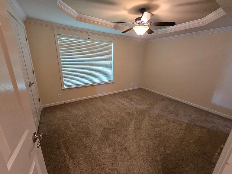 2121 Cason Ln — Photo 12