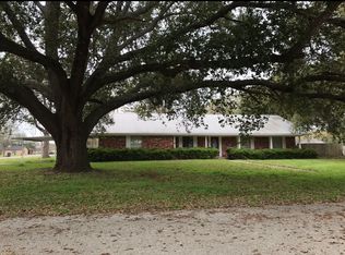 1001 Nichols St, Smithville, TX 78957