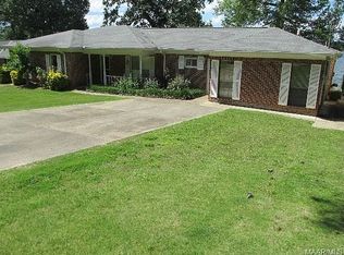 30 Shady Nook Dr, Deatsville, AL 36022