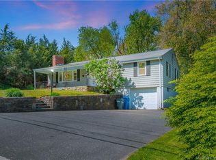 54 Ferguson Rd, Manchester, CT 06040