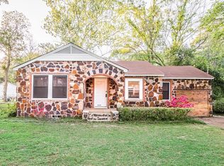 2222 S Fredonia St, Nacogdoches, TX 75964