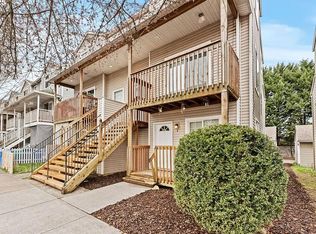 13033 NE Prescott Dr APT B, Portland, OR 97230