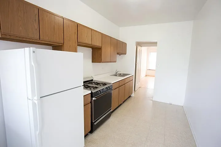5715-5725 S. Kimbark Avenue — Photo 4
