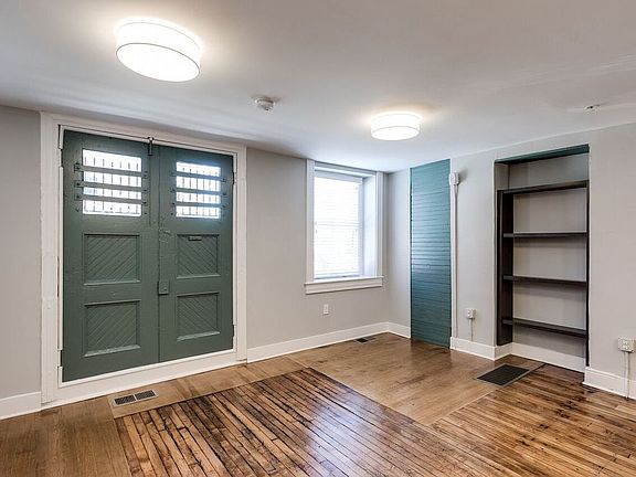 3rd image of 22 E Broad St APT 101