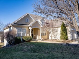 3710 Durham Ct, Saint Joseph, MO 64501