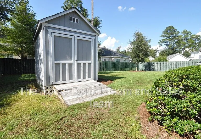 156 Cottonham Ct — Photo 31