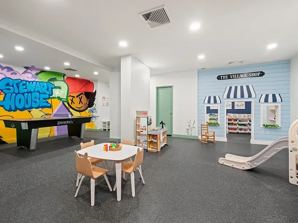 70 East 10th Street image 17 of 21