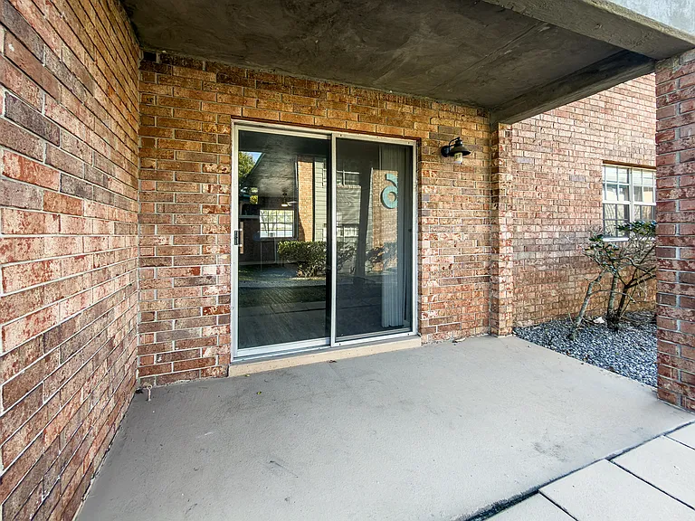 Watermarc Apartments - Patio