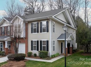 16631 Commons Creek Dr, Charlotte, NC 28277