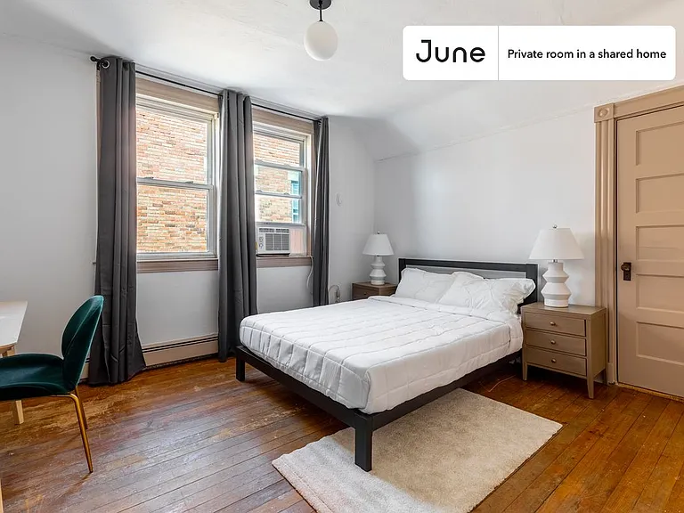 123 Washington St #B — Photo 1