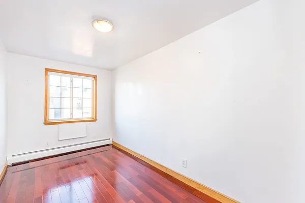 Rented by Modern Spaces | media 8