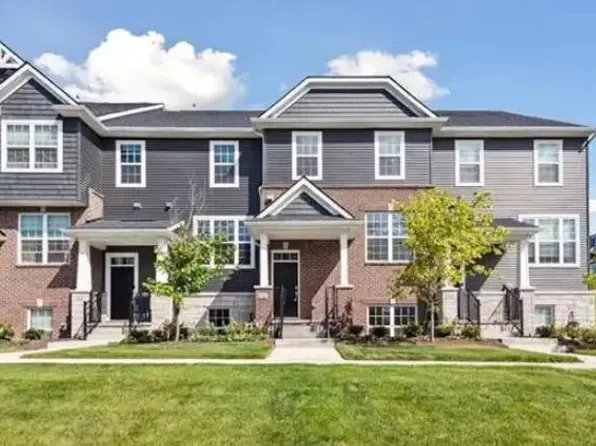 210 N Sydney Ct #44, Plymouth, MI 48170