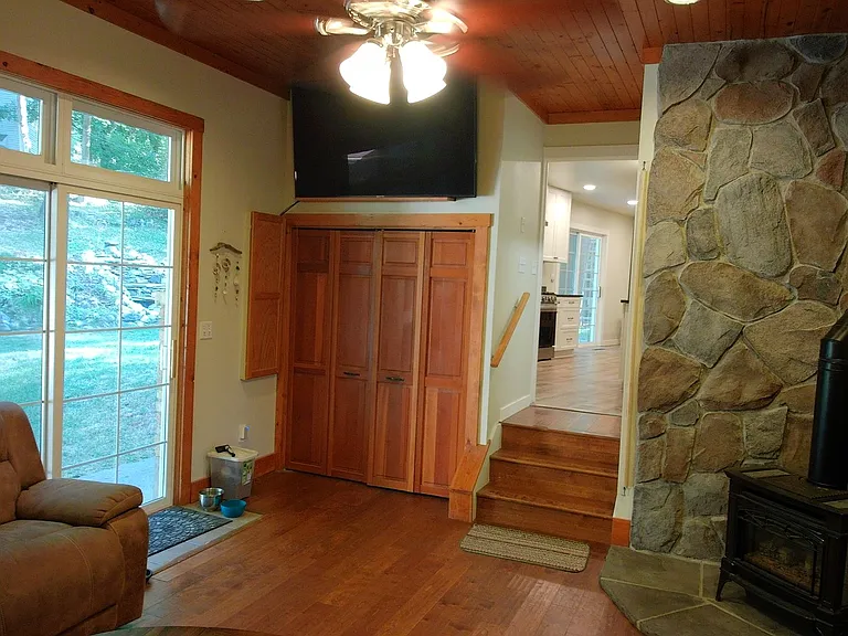 996 Thrushwood Dr — Photo 20
