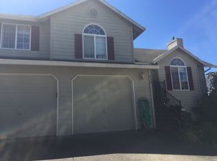 858 SE 71st Ave, Hillsboro, OR 97123