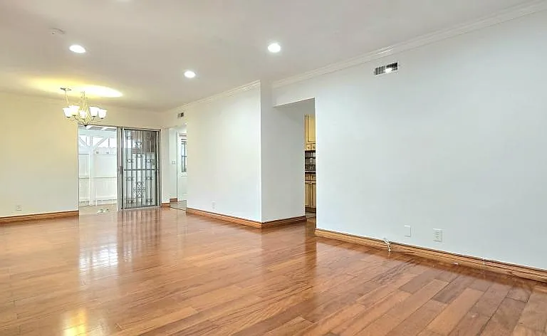 700 E Angeleno Ave — Photo 5