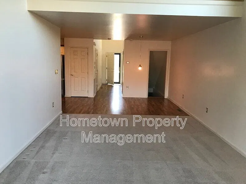 2 bed, 3.5 bath, 1859 sqft, $2,250 — Photo 2