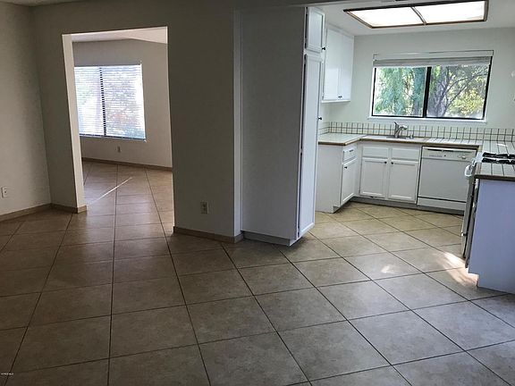 4th image of 6704 Singletree Ln