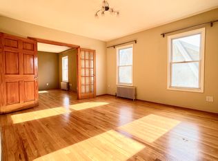 4252 158th St #2F, Flushing, NY 11358