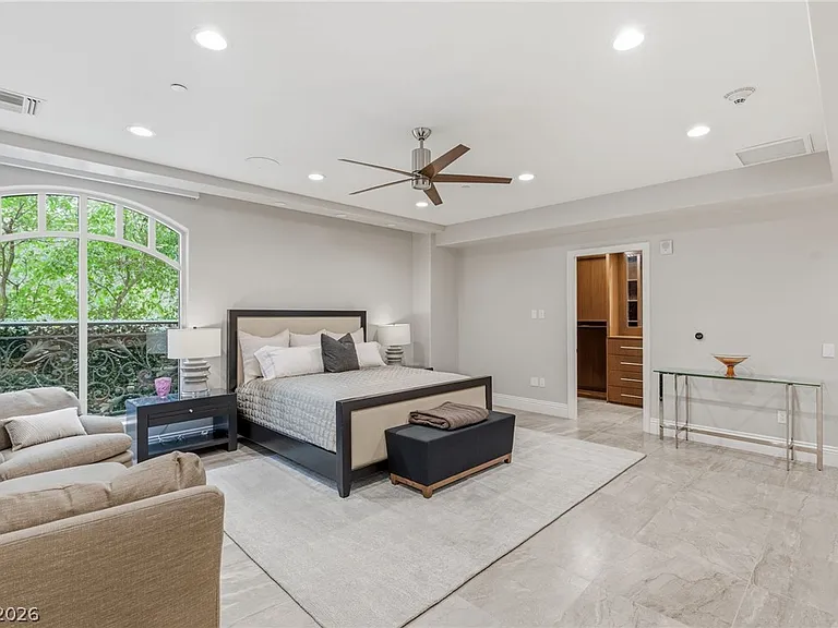 9101 Alta Dr #1 — Photo 6