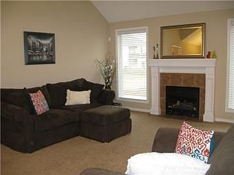 3rd image of 15545 NW 130th St