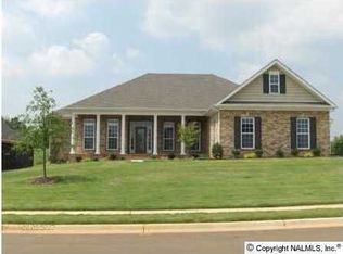 116 Summer Trace Ln, Madison, AL 35757