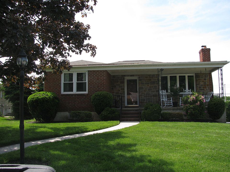 2223 Pleasant Drive